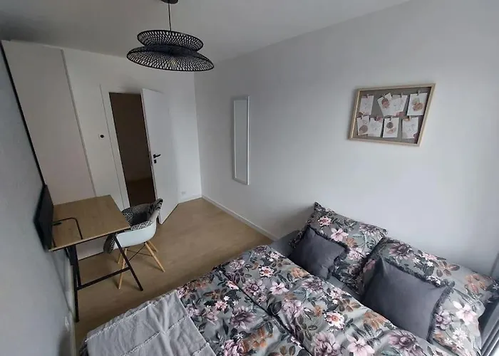 Przestronny Apartament, Ogrodek, Miejsca Postojowe W Garazu